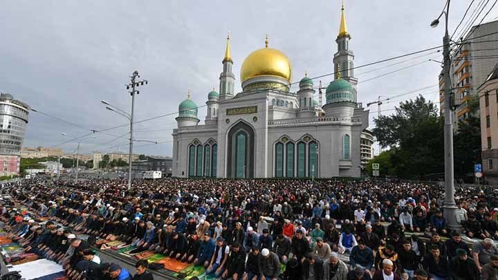 гастарбайтеры сняли проститутку порно видео